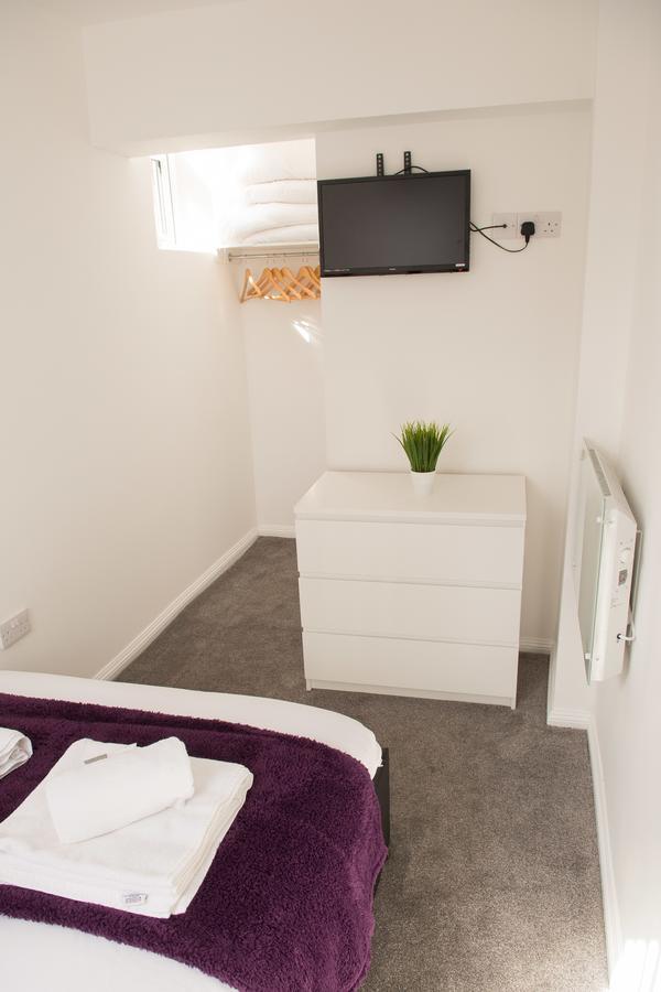Moseley Mews Village Suites - Purple Birmingam Exterior foto